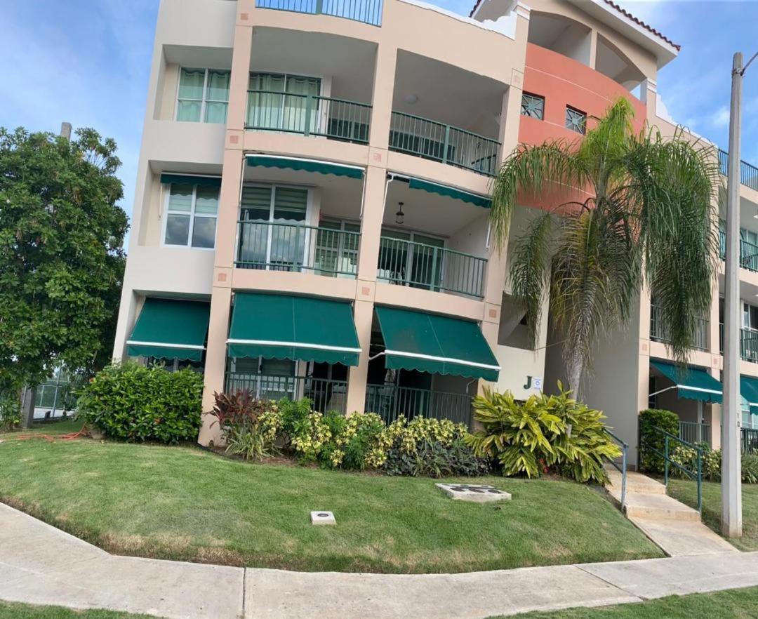 Oceania Apartments At Arecibo 681 Ocean Drive Luaran gambar